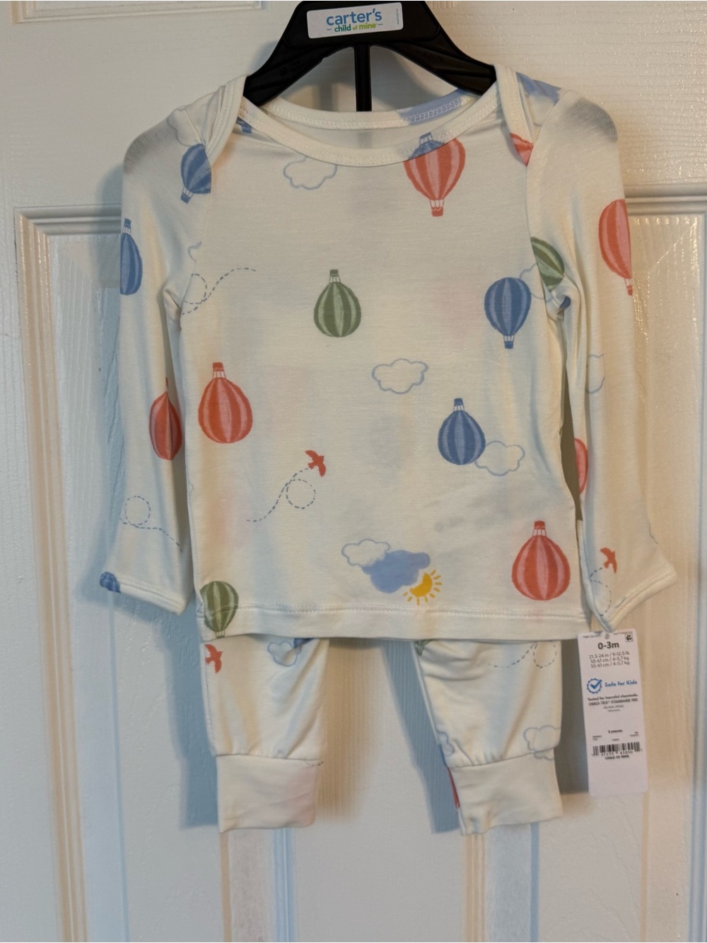 Carter’s baby outfit